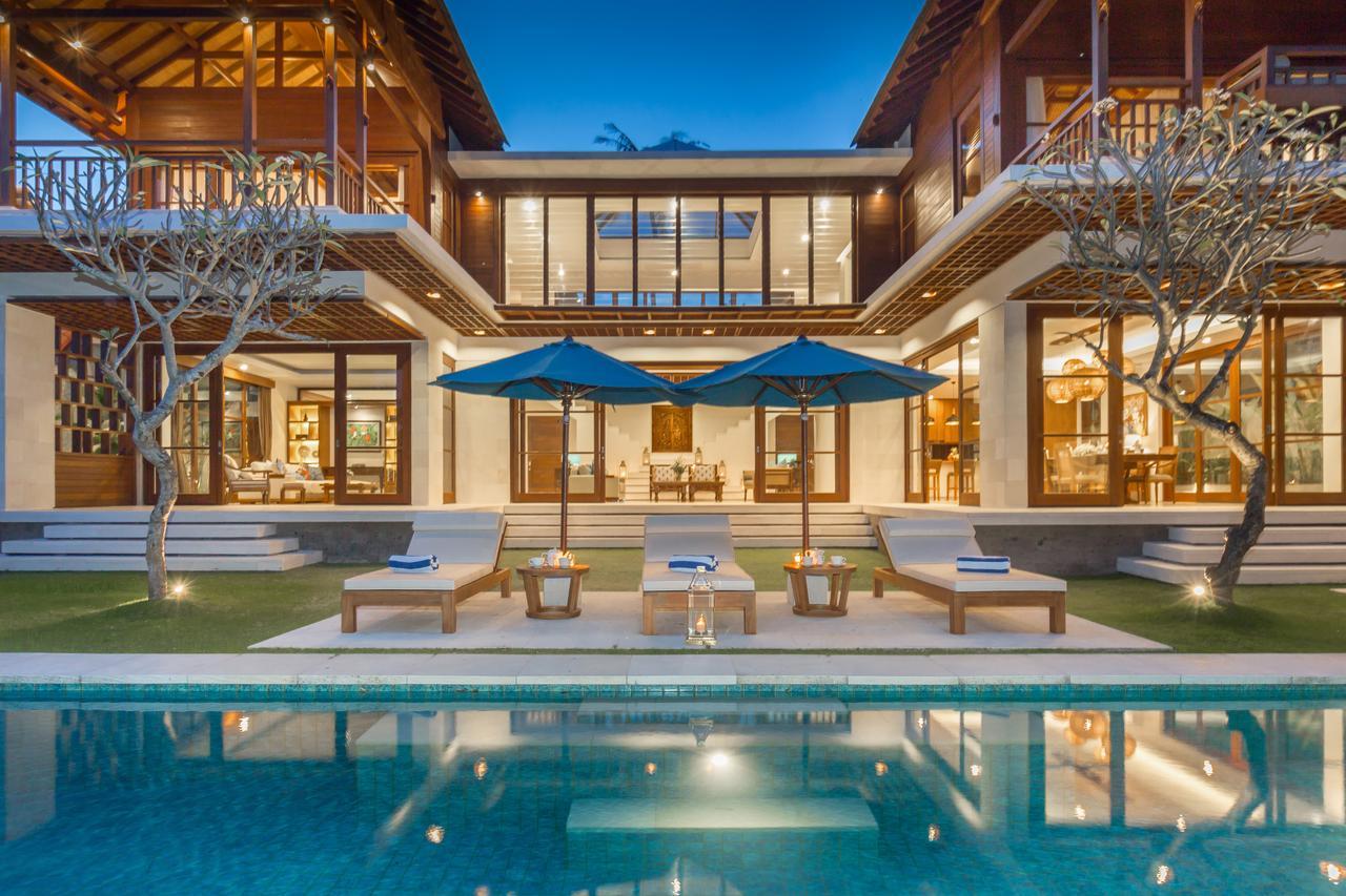 Villa Rusa Biru - Modern Villa With Private Pool And Cook In The Heart Of Berawa Canggu Eksteriør billede