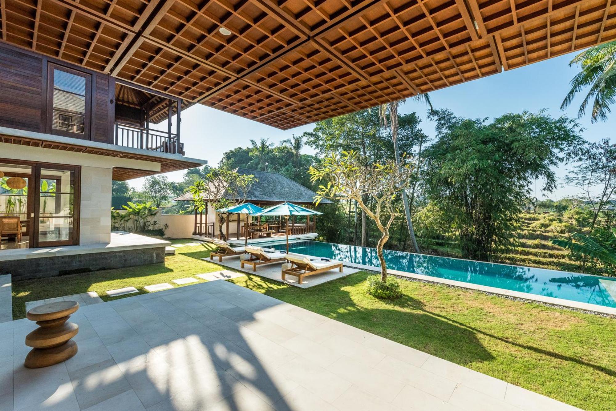 Villa Rusa Biru - Modern Villa With Private Pool And Cook In The Heart Of Berawa Canggu Eksteriør billede