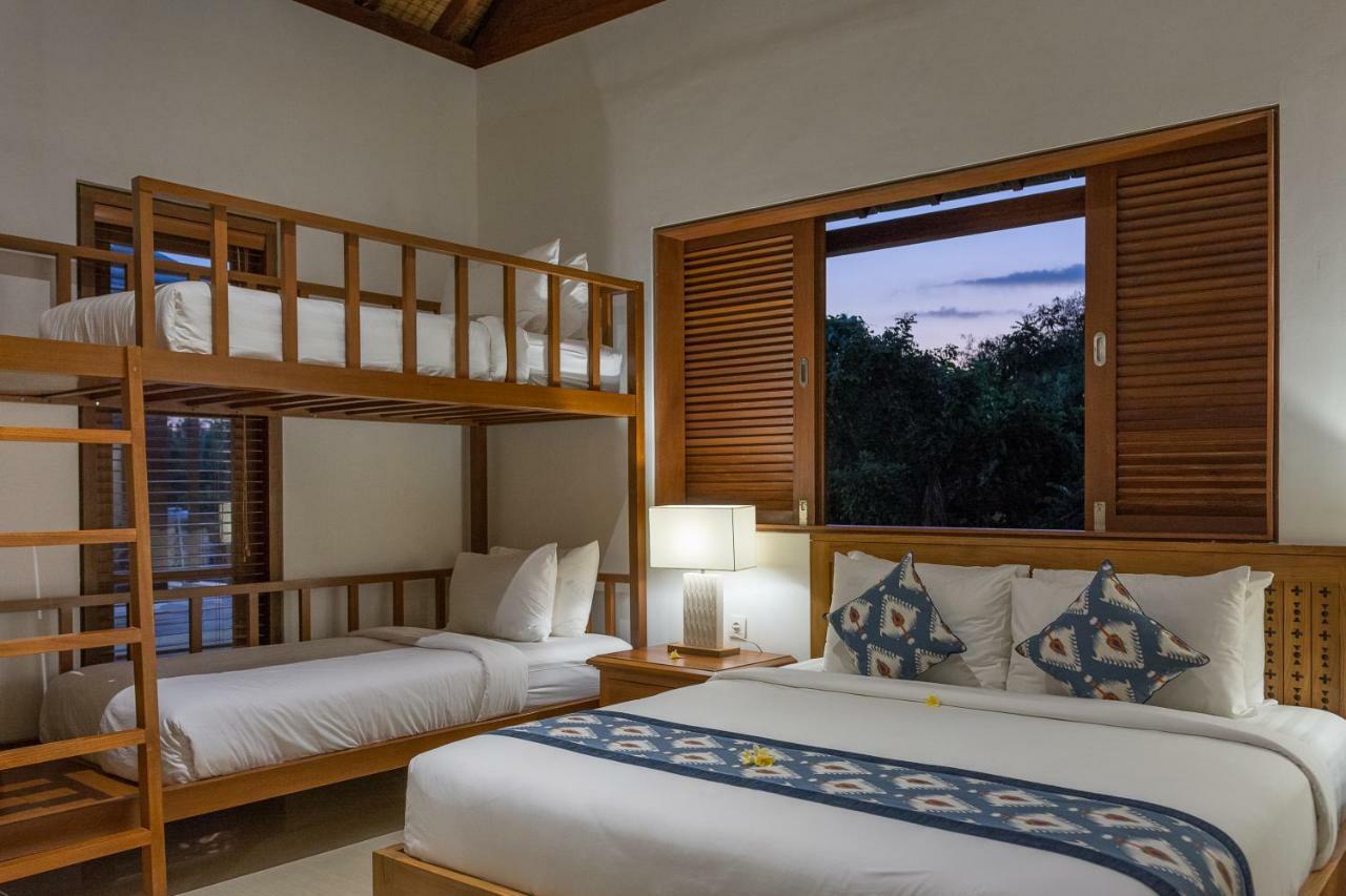 Villa Rusa Biru - Modern Villa With Private Pool And Cook In The Heart Of Berawa Canggu Eksteriør billede